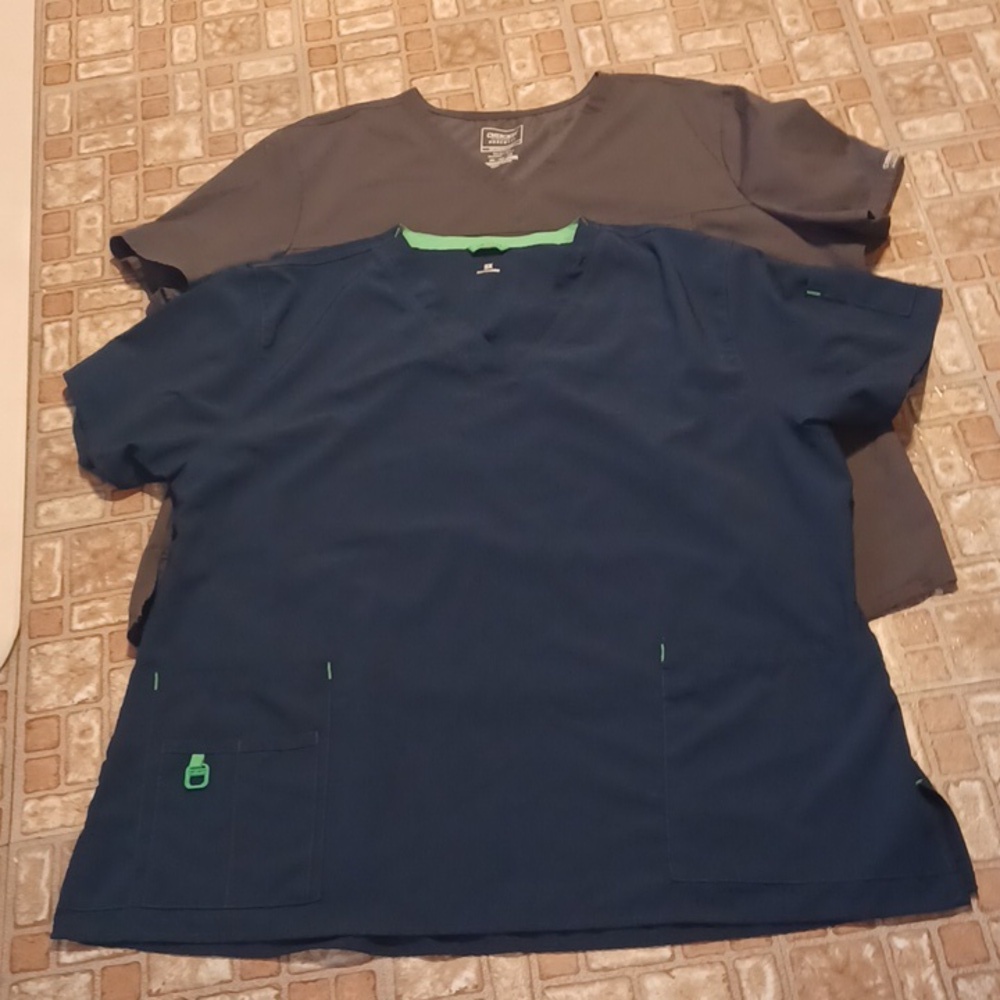 Scrub tops Carhartt , Cherokee medical clothing nursing scrubs women's s…